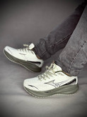خرید کفش رانینگ Mizuno