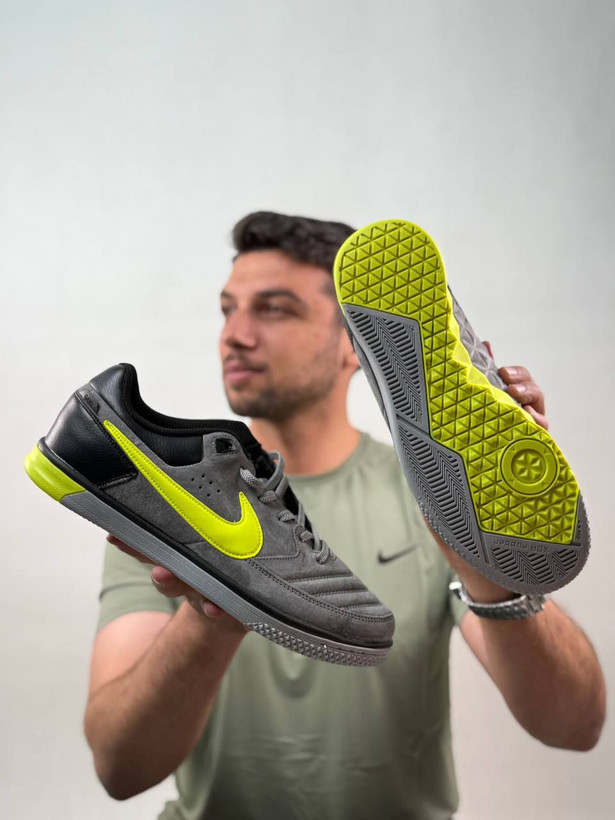 کفش دو منظوره (چمن مصنوعی و سالن)نایک گتوgato |مدل Nike Lunar Gato II | ساخت ویتنام | سایزبندی 40 تا 45