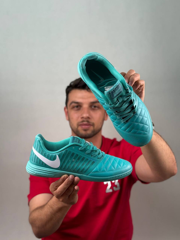 کفش سالنی و چمن مصنوعی لونارگتو |مدل Nike Lunar Gato II | ساخت ویتنام | سایزبندی 40 تا 45