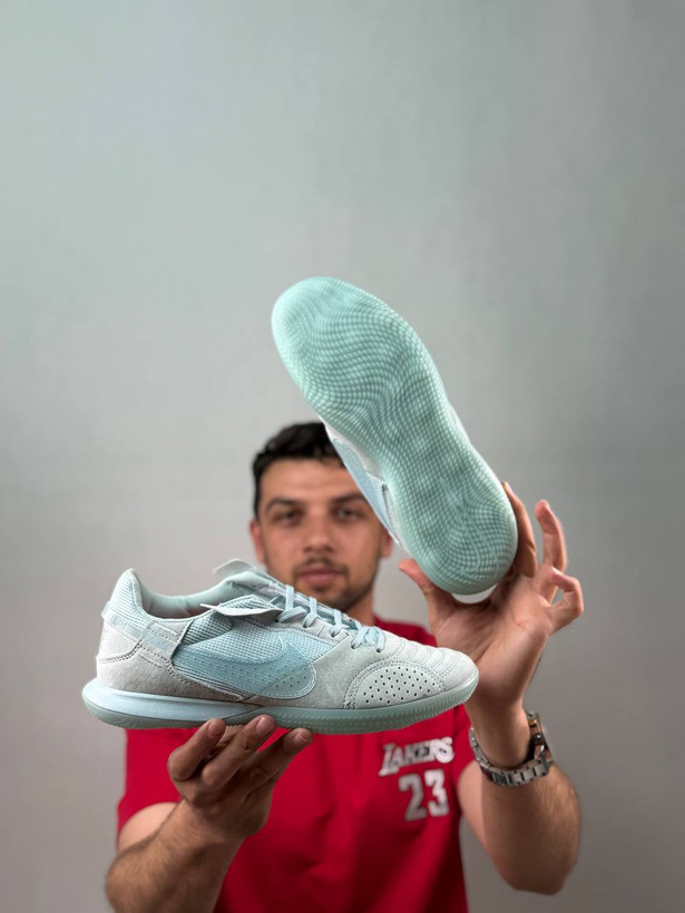 کفش سالنی و چمن مصنوعی نایکی استریت گتو |مدل Nike React Gato | ساخت ویتنام | سایزبندی 40 تا 45